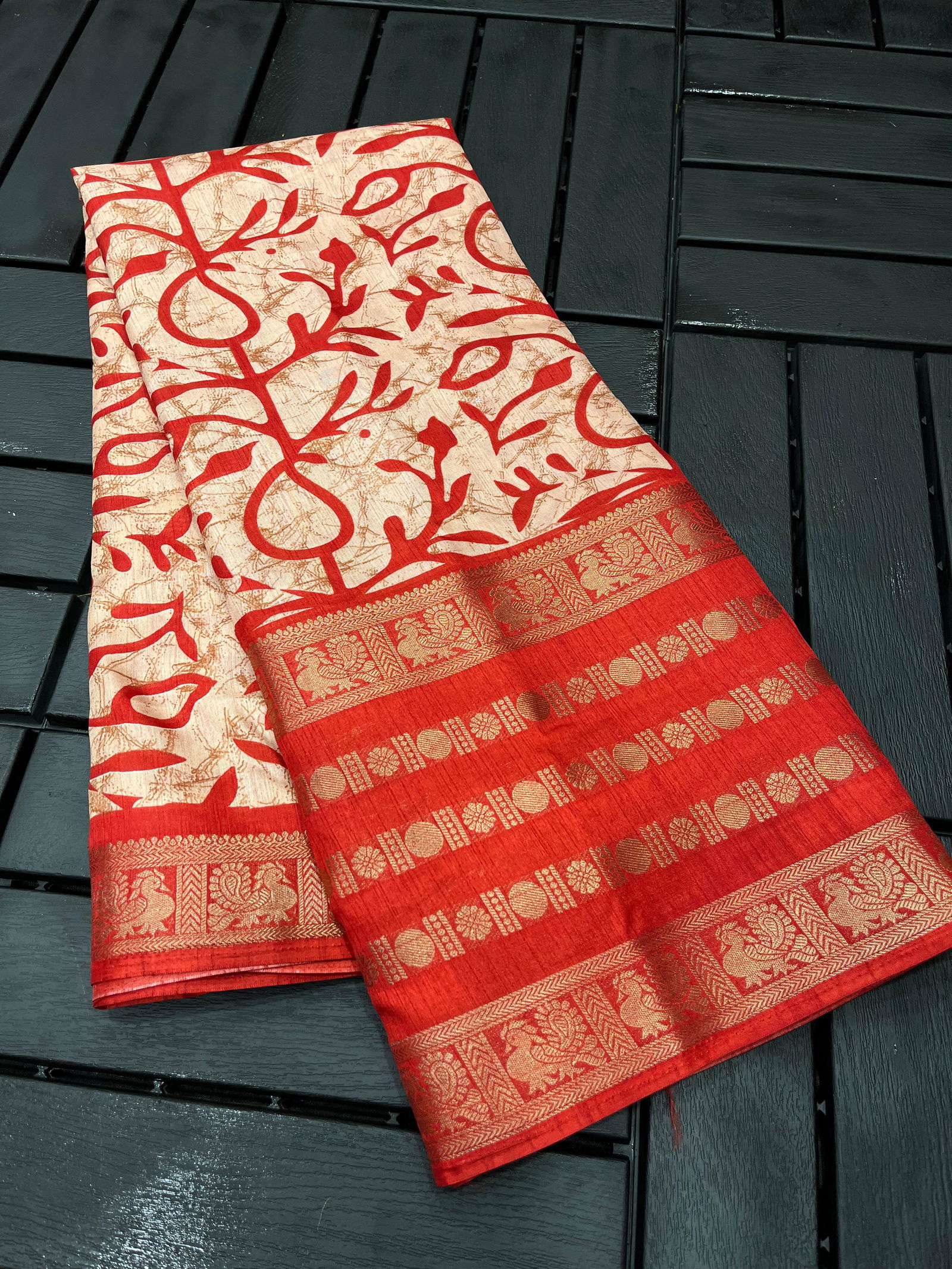 Mahira By Designer Batik Print Dola Silk Sarees Wholesale Price In Surat